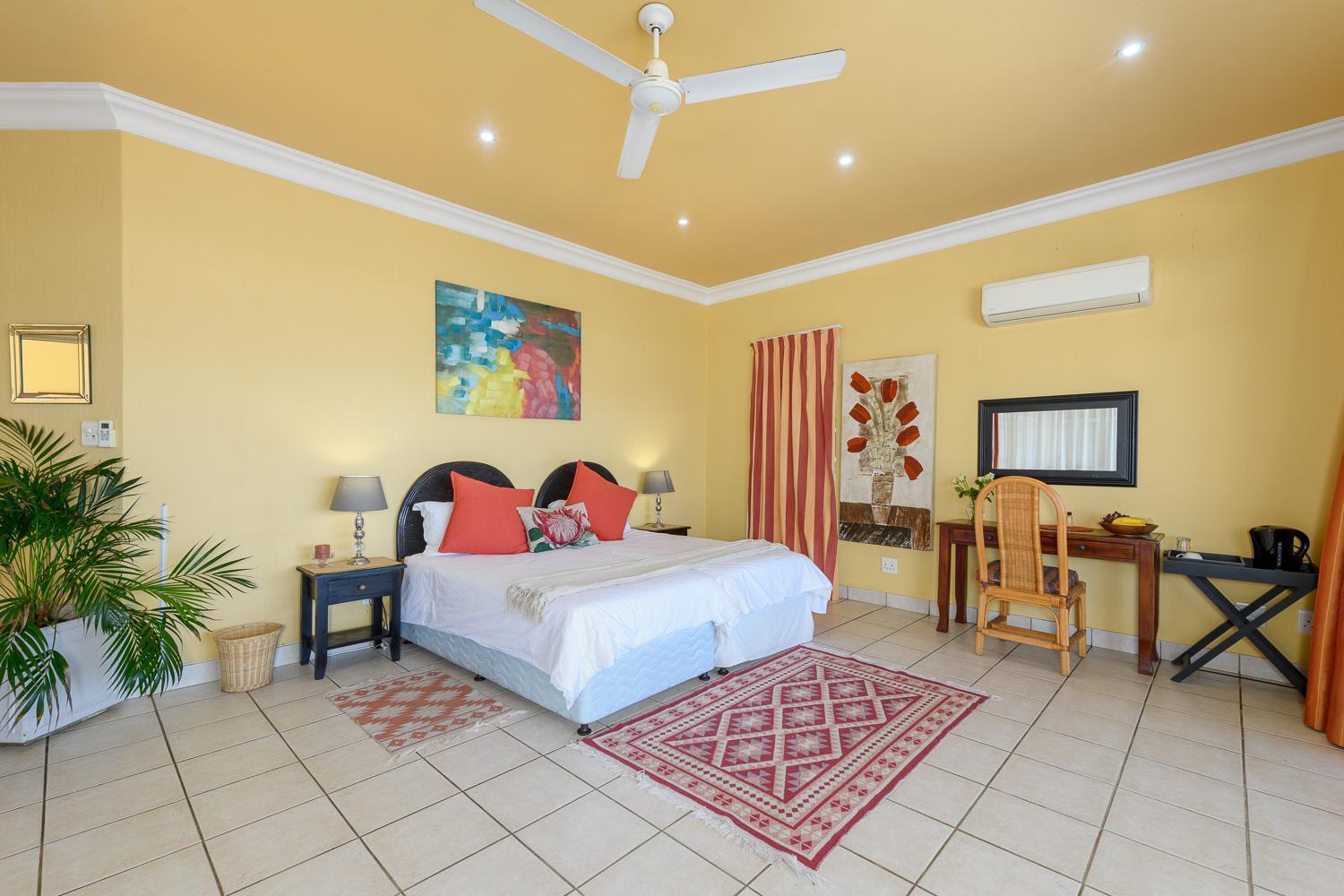 Albatross Guest House Southbroom Extérieur photo